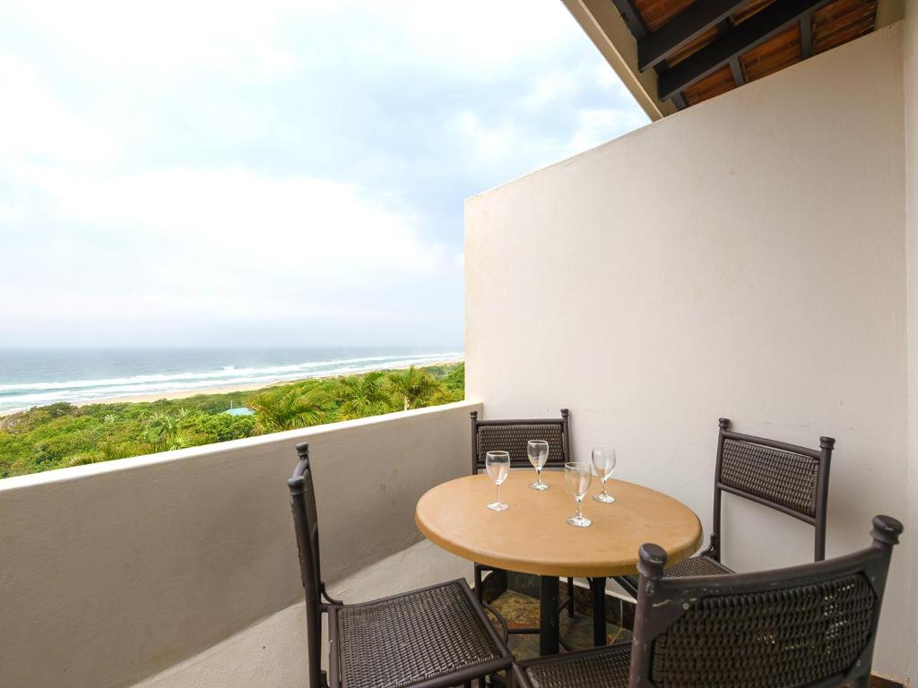 Illovo beach club // KZN